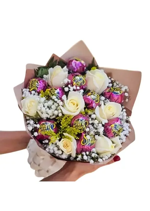 Buquê 7 Rosas brancas com 10 bombons
