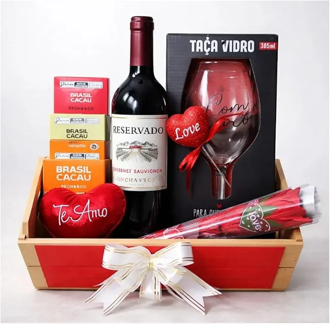 Cesta Romântica Vinho, Taça e Chocolates Brasil Cacau