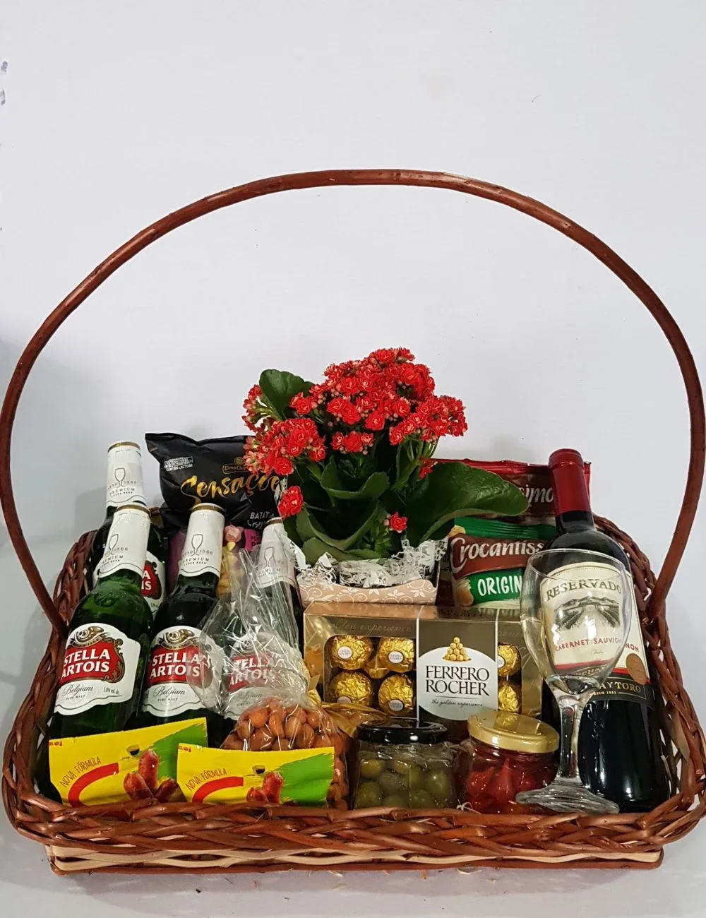 Cesta Romance & Sabores – Especial Dia dos Namorados